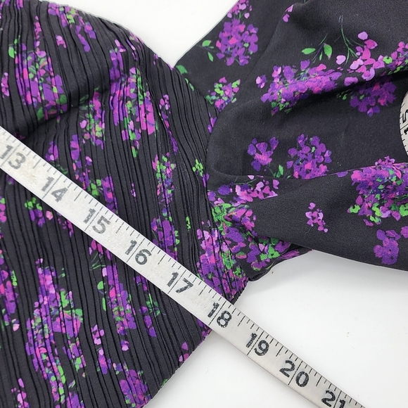 AMUR Giulia Pleated Mini Bodycon Dress Hydrangea Berry Women's Size 12 - Picture 11 of 15